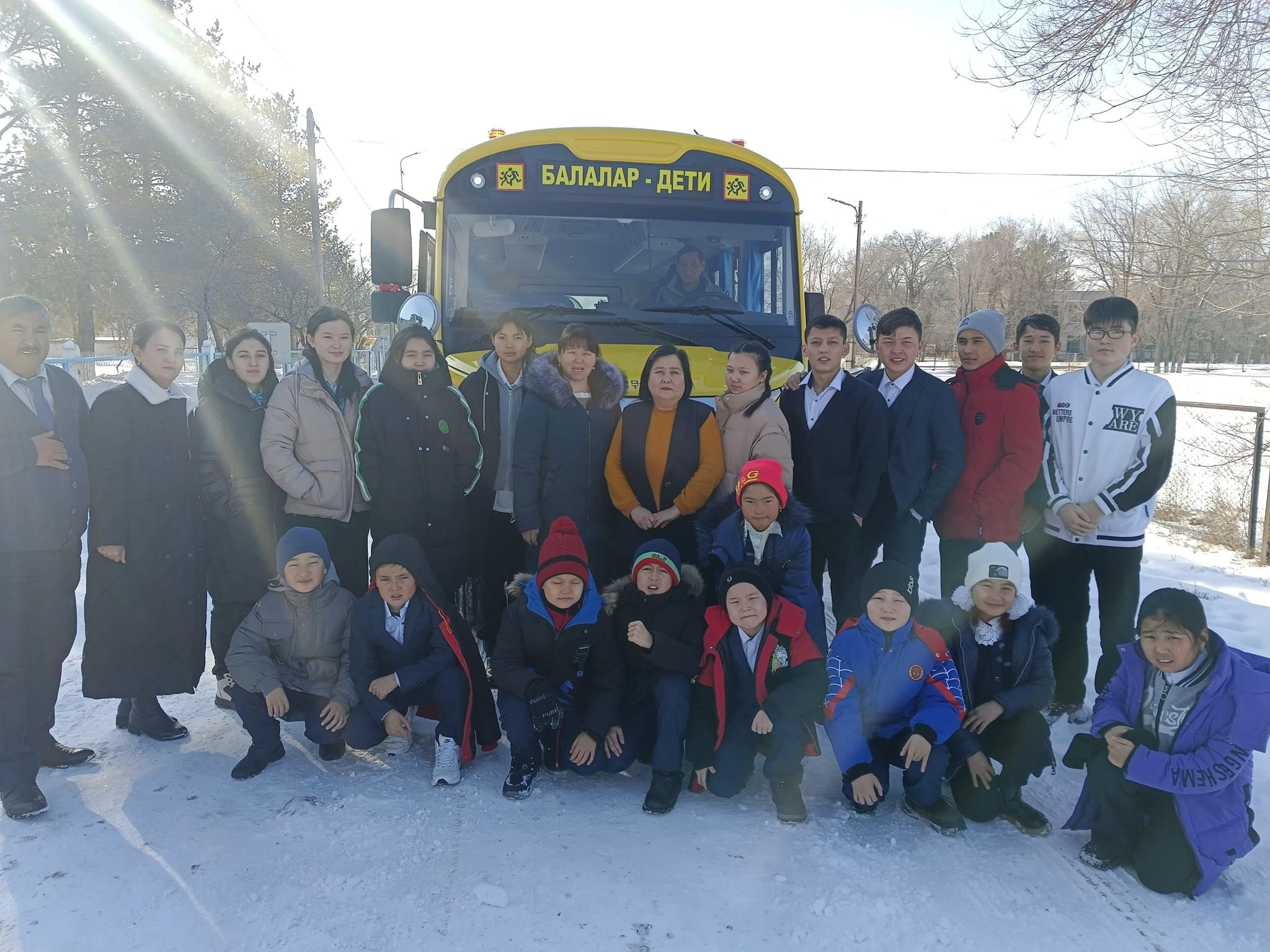 Тасмалданатын оқушыларға берілген автобус